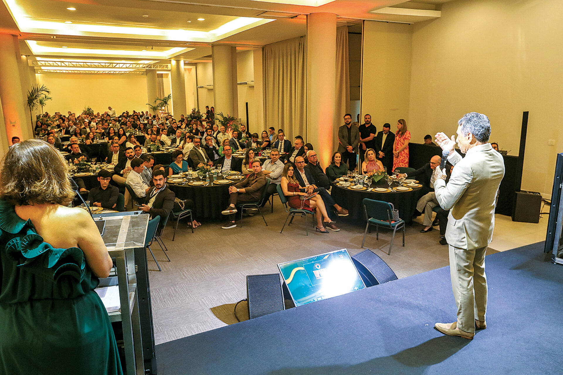 Histórias que inspiram: Revista Top Natal 2025 detalha as estratégias das marcas campeãs no RN