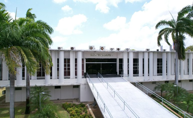 Governo do RN implanta política salarial permanente para servidores públicos